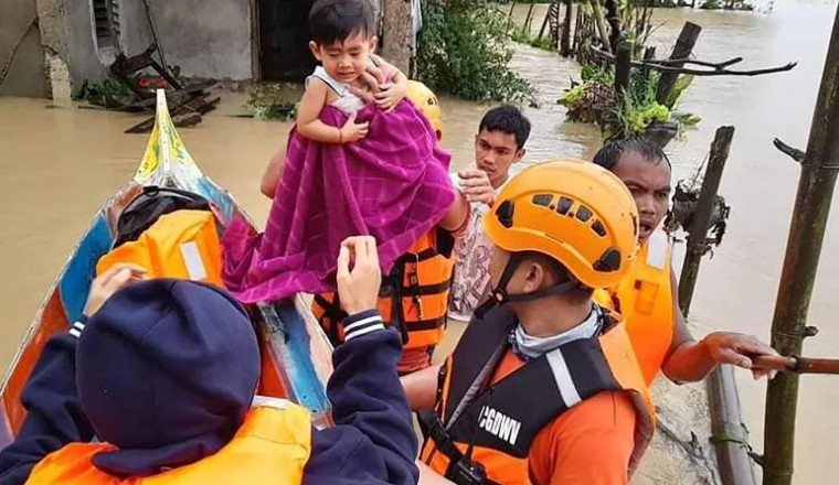 17 people have died in Davao as a result of landslides and floods