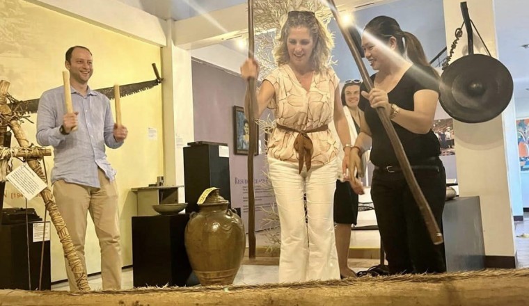 US official has arrived in Davao City with the aim of exploring strategies to enhance the relationship between the United States and the Philippines